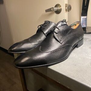 Gucci Men’s Black Leather Lace-up shoe 12